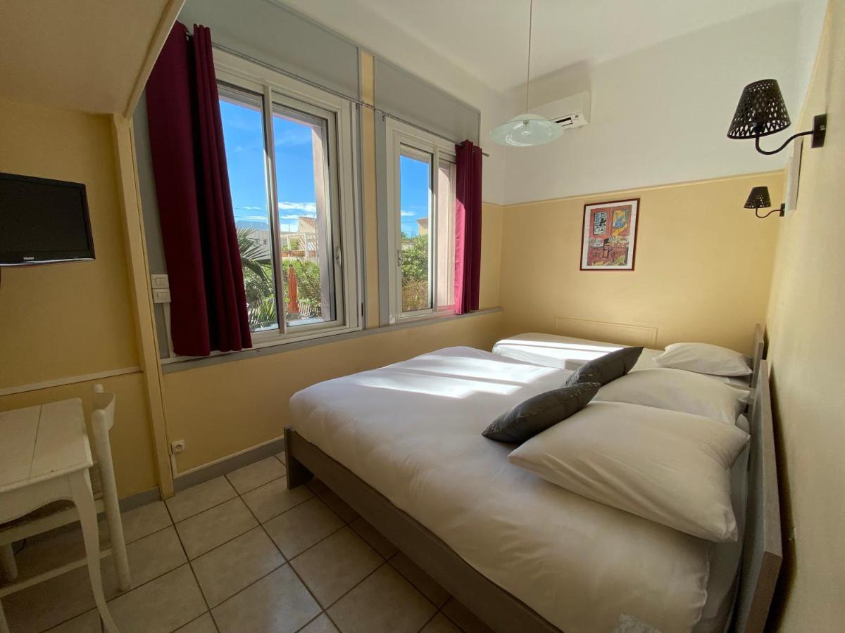 Logis Hotel Restaurant Le Kalliste Йер Экстерьер фото